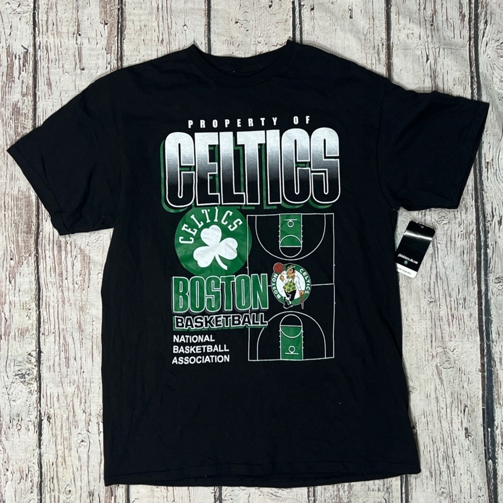 Boston Celtics NBA Basketball Large Sports Retro Black New Crewneck Tshirt